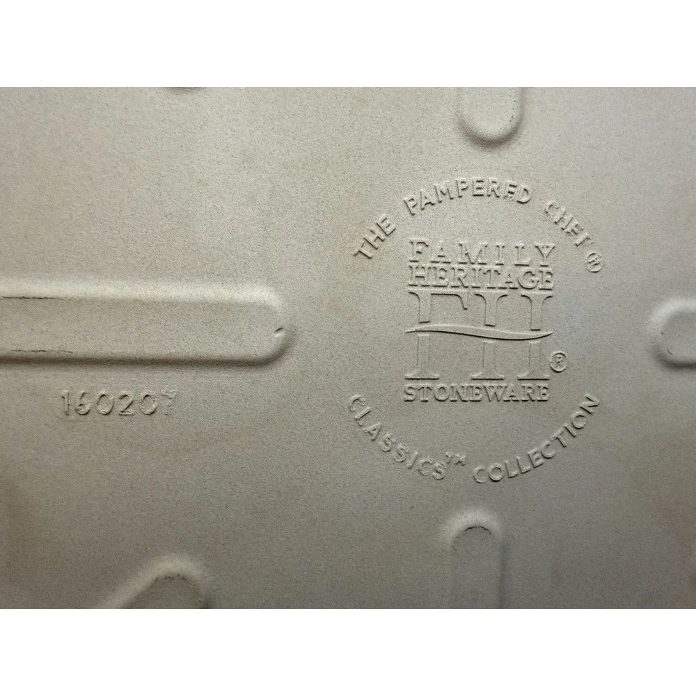 Pampered‎ Chef 9x13 Baker Stone Pan Rectangle Casserole Lasagna Pan